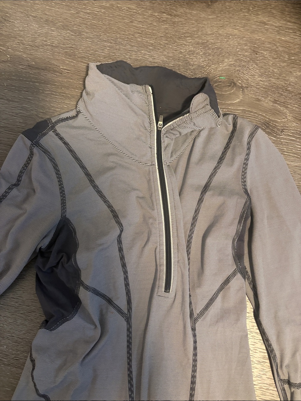 lululemon athletica Light Gray Quarter-Zip Active Jacket - Picture 2 of 8
